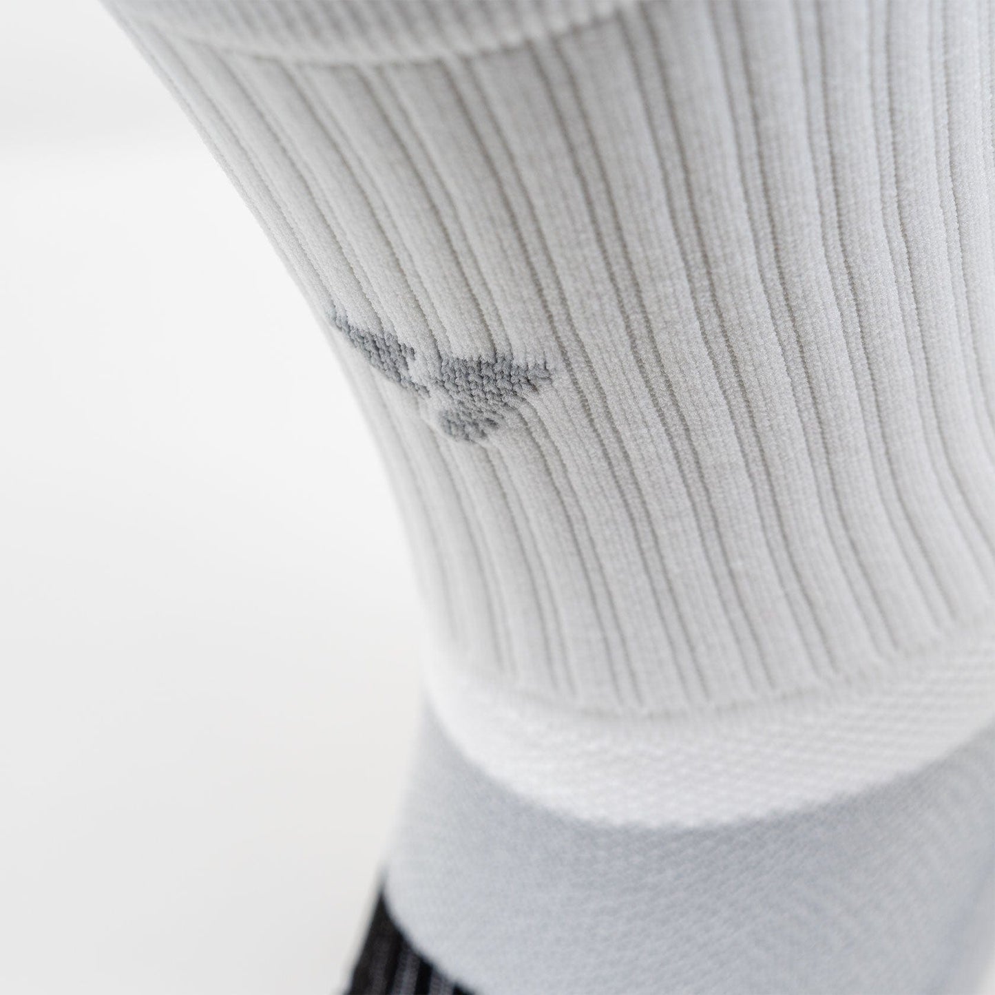 Nova White Non-Slip