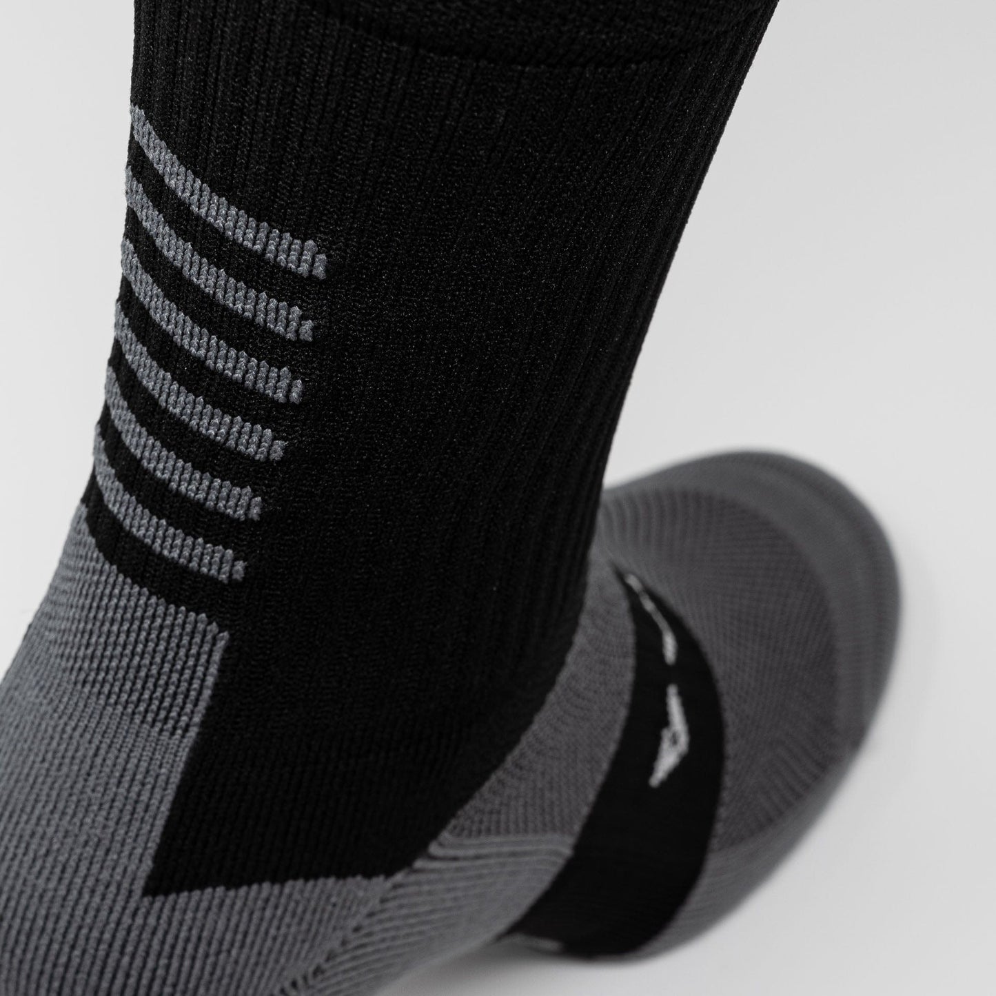 Black Nova Non-Slip